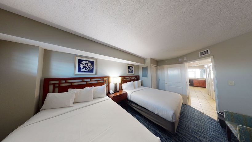 Imagen de la habitación del Hotel Dunes Village Resort. Foto 11