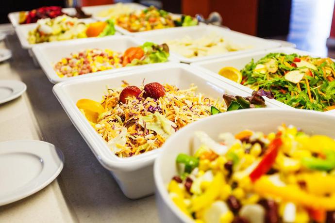 Imagen del bar/restaurante del Hotel Dunes d'Or Ocean Club. Foto 7