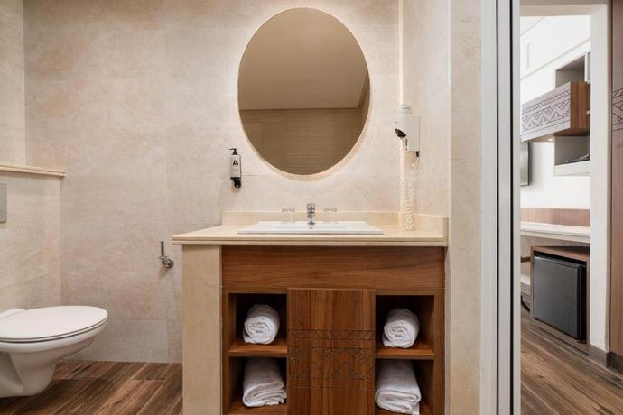 Imagen de la habitación del Hotel Dunes d'Or Ocean Club. Foto 11