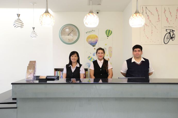 Imagen de los interiores del Hotel Dung Shin. Foto 17