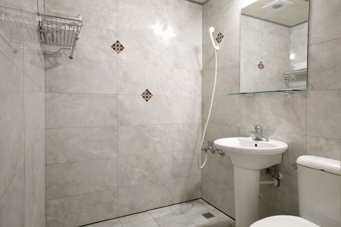 Imagen de la habitación del Hotel Dung Shin. Foto 9