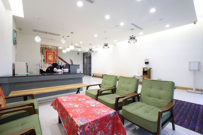 Imagen de los interiores del Hotel Dung Shin. Foto 18