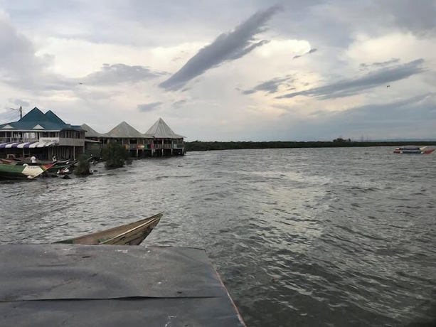Imagen de los exteriores del Hotel Dunga Lakeside Resort. Foto 12