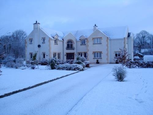 Imagen de los interiores del Hotel Dungimmon House. Foto 12