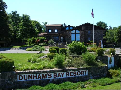 Imagen general del Hotel Dunham's Bay Resort. Foto 1