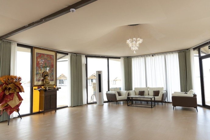 Imagen de los interiores del Hotel Dunhuang Desert Galaxy Celestial Palace - Glamping Resort. Foto 14