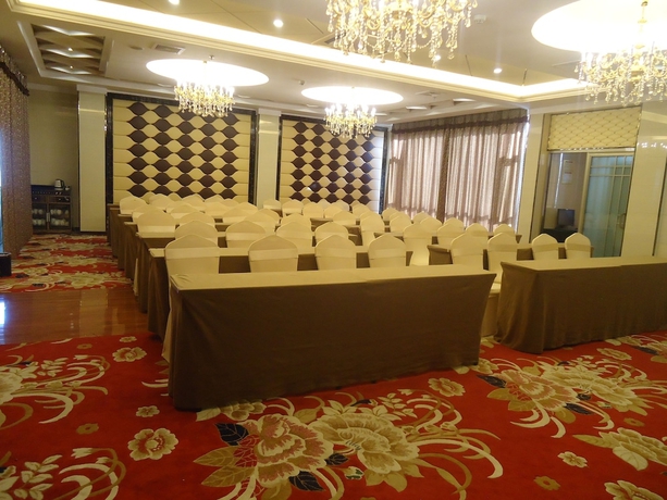 Imagen de los interiores del Hotel Dunhuang Dunhe. Foto 17