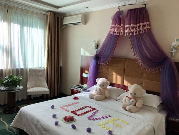 Imagen de la habitación del Hotel Dunhuang. Foto 11