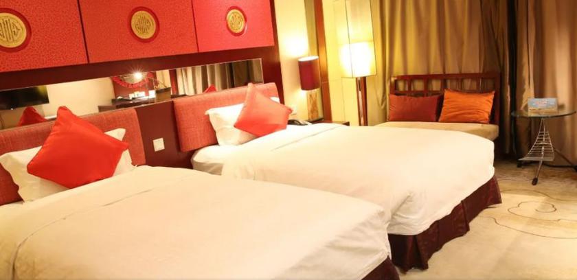 Imagen de la habitación del Hotel Dunhuang Grand Soluxe Hotel. Foto 10