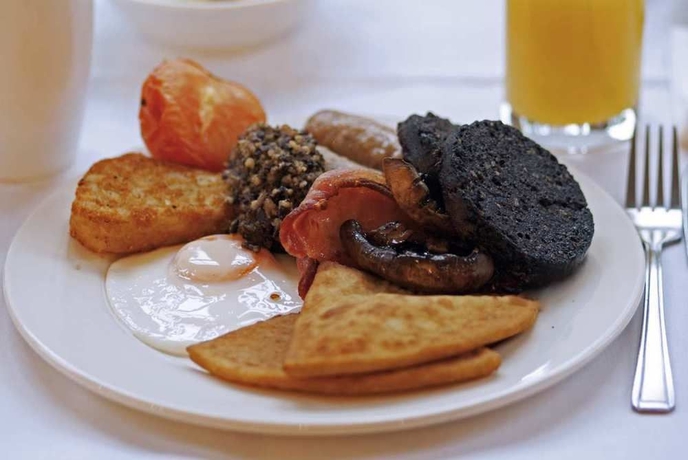 Imagen del bar/restaurante del Hotel Dunkeld House. Foto 9