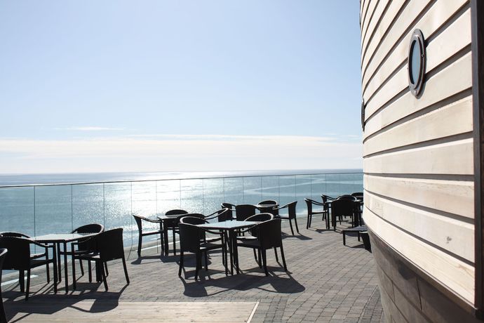 Imagen de los exteriores del Hotel Dunmore House. Foto 15