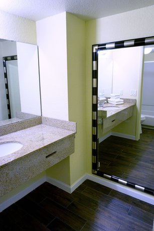 Imagen de la habitación del Hotel Duo Boutique, Kissimmee. Foto 5