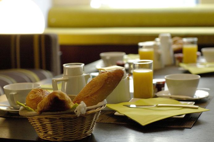 Imagen del bar/restaurante del Hotel Duo, París. Foto 3