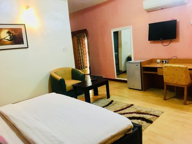 Imagen de la habitación del Hotel Duoban and Suite. Foto 12