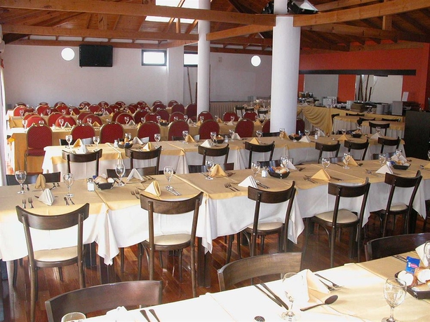 Imagen del bar/restaurante del Hotel Duomi. Foto 3