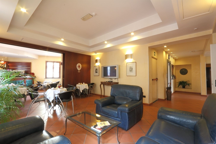 Imagen de los interiores del Hotel Duomo Firenze. Foto 14