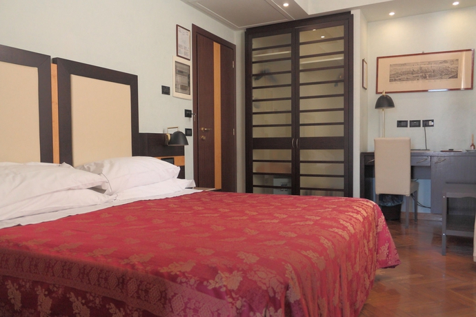 Imagen de la habitación del Hotel Duomo Firenze. Foto 6