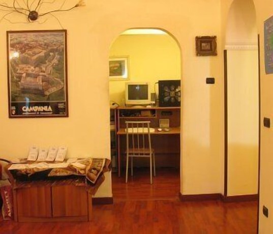Imagen de los interiores del Hotel Duomo, N&aacute;poles. Foto 13