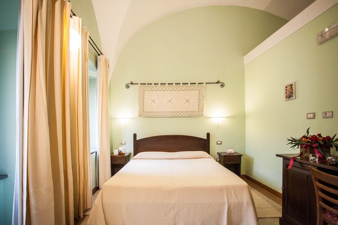 Imagen de la habitación del Hotel Duomo, ORISTANO. Foto 16