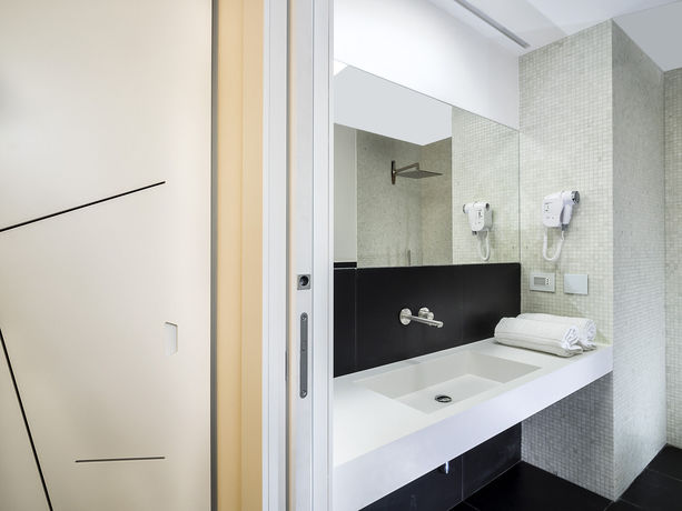 Imagen de la habitación del Hotel Duomo Suites and Spa. Foto 4