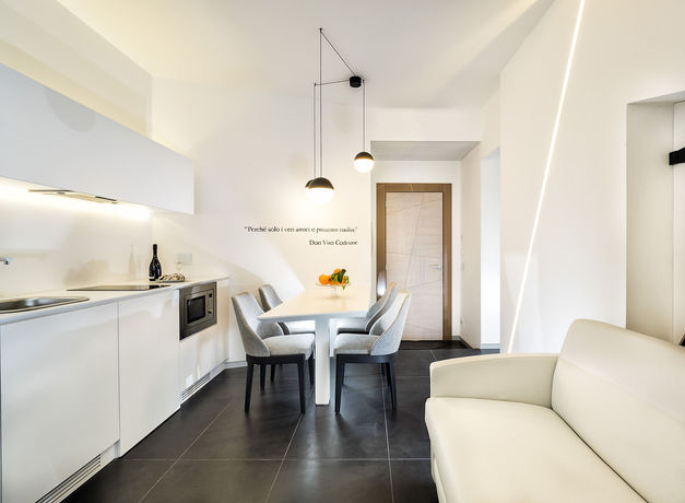 Imagen de la habitación del Hotel Duomo Suites and Spa. Foto 5