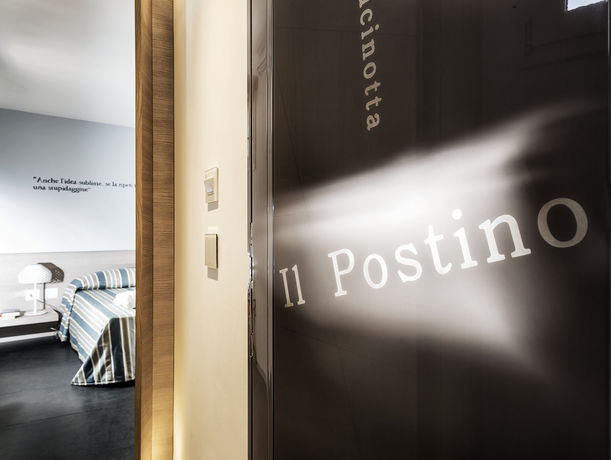 Imagen de la habitación del Hotel Duomo Suites and Spa. Foto 11