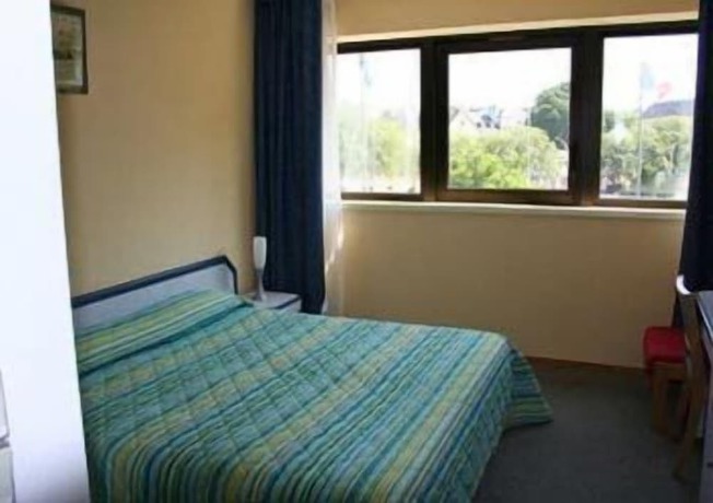 Imagen de la habitación del Hotel Dupleix, Quimper. Foto 8