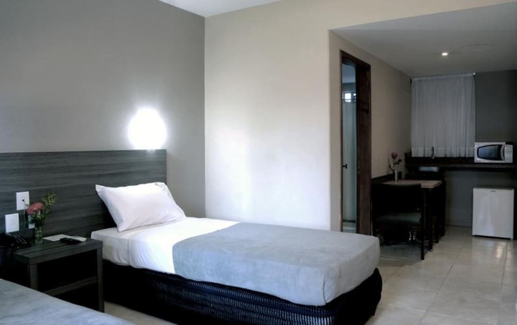 Imagen de la habitación del Hotel Duque Center. Foto 10
