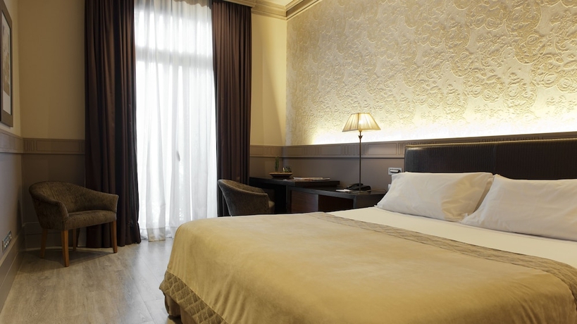 Imagen de la habitación del Hotel Duquesa De Cardona 4 Sup By Duquessa Collection. Foto 8