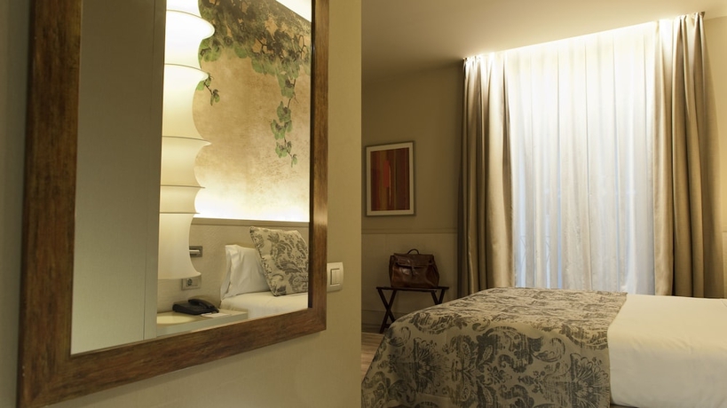 Imagen de la habitación del Hotel Duquesa De Cardona 4 Sup By Duquessa Collection. Foto 10
