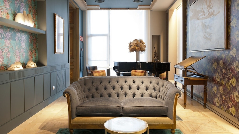 Imagen de los interiores del Hotel Duquesa De Cardona 4 Sup By Duquessa Collection. Foto 12