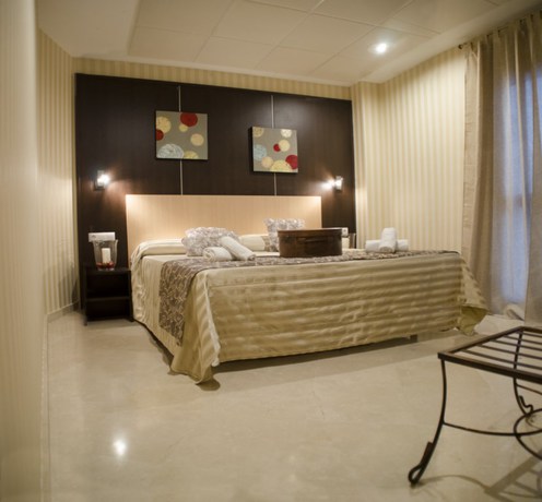 Imagen de la habitación del Hotel Duquesa. Foto 6