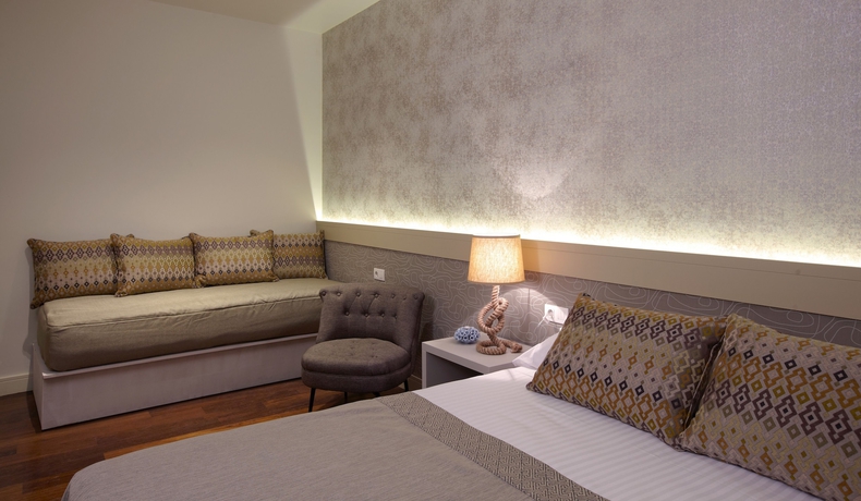 Imagen de la habitación del Hotel Duquesa Suites Barcelona. Foto 4