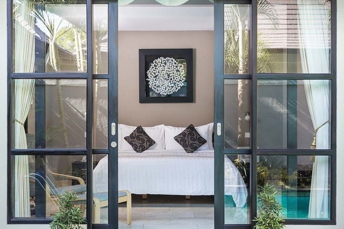 Imagen de la habitación del Hotel Dura Villas. Foto 3