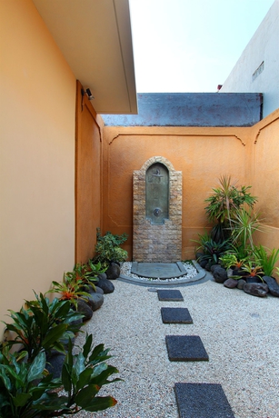 Imagen de la habitación del Hotel Dura Villas. Foto 6