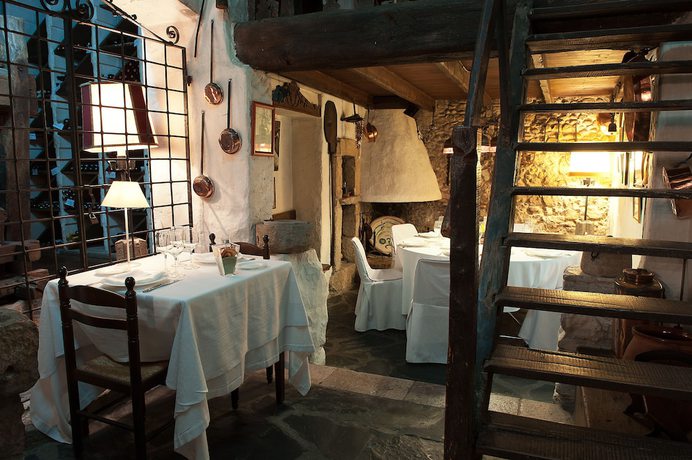 Imagen del bar/restaurante del Hotel Duran and Restaurant. Foto 9