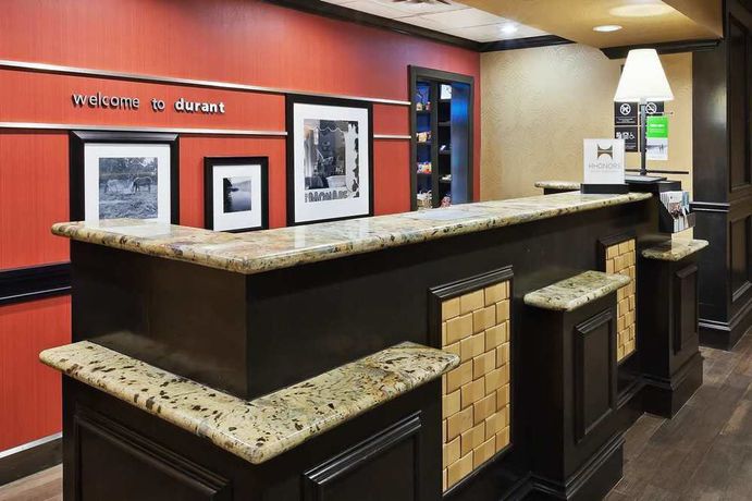 Imagen general del Hotel Durant Inn and Suites. Foto 2