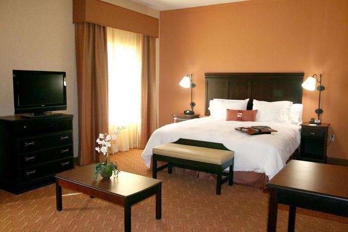 Imagen general del Hotel Durant Inn and Suites. Foto 11