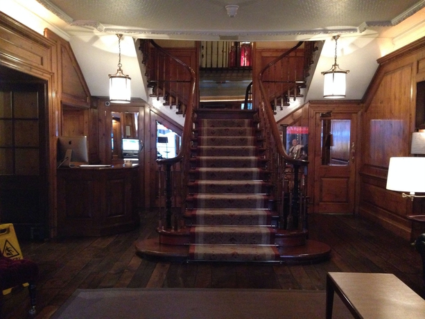 Imagen de los interiores del Hotel Durrants. Foto 14