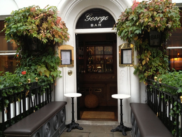 Imagen del bar/restaurante del Hotel Durrants. Foto 7