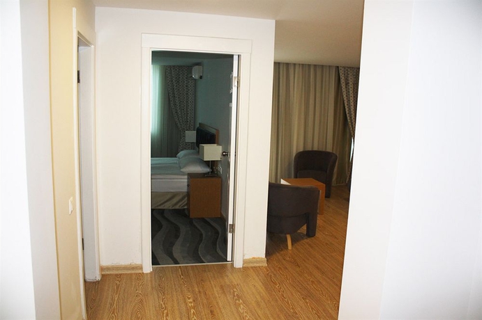 Imagen de la habitación del Hotel Duru Suites. Foto 4