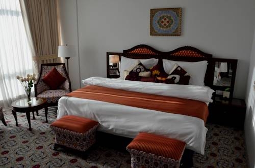 Imagen de la habitación del Hotel Dushanbe Serena. Foto 2