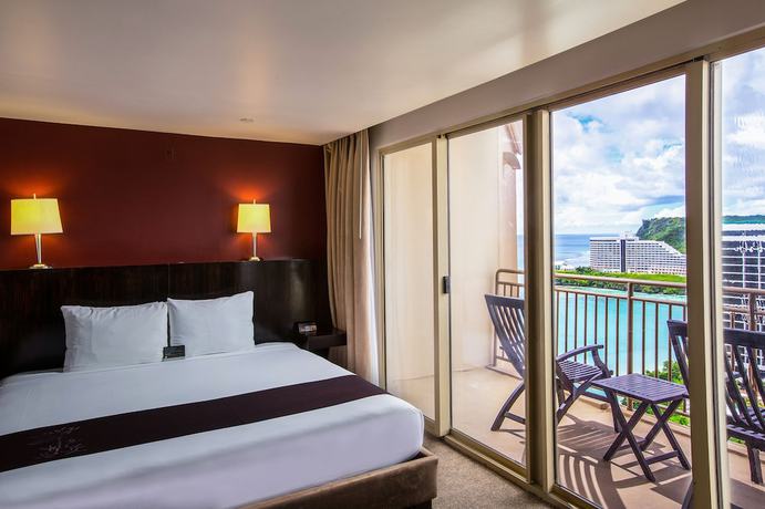 Imagen de la habitación del Hotel Dusit Beach Resort Guam. Foto 7