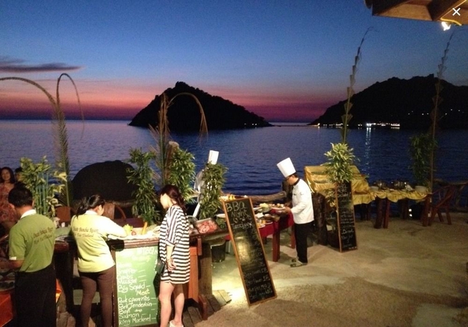 Imagen del bar/restaurante del Hotel Dusit Buncha Koh Tao By Riya Group. Foto 2