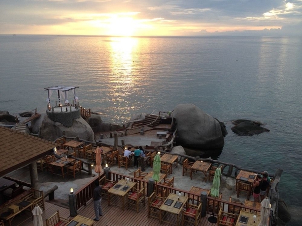Imagen del bar/restaurante del Hotel Dusit Buncha Koh Tao By Riya Group. Foto 3