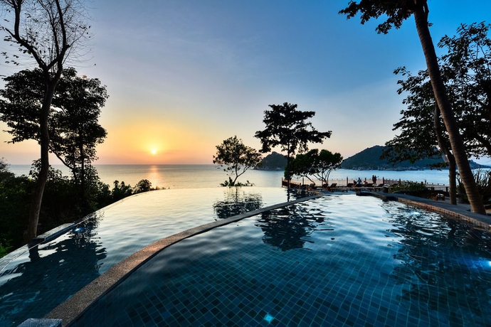 Imagen de la piscina del Hotel Dusit Buncha Koh Tao By Riya Group. Foto 13