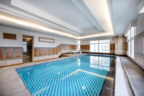 Imagen de la piscina del Hotel Dusit Hotel and Suites - Doha. Foto 20