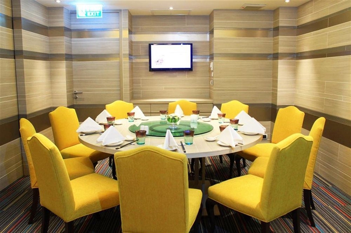 Imagen del bar/restaurante del Hotel Dusit Princess Chiang Mai. Foto 4