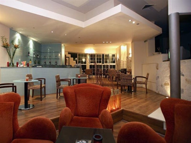 Imagen general del Hotel Dusit Suites Athens, Glyfada. Foto 2