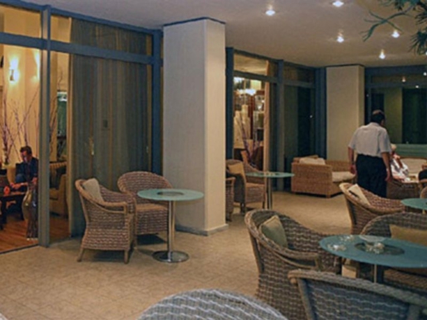 Imagen general del Hotel Dusit Suites Athens, Glyfada. Foto 3